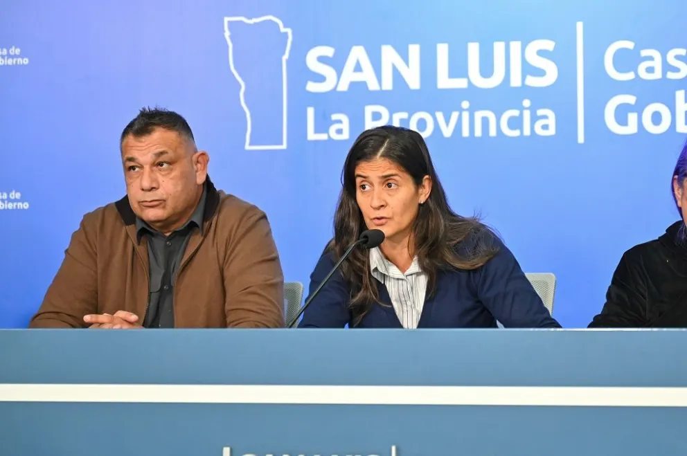 Nancy Sosa, la ministro de Seguridad, aseguró que están preparados para terminar con las amenazas en las escuelas.