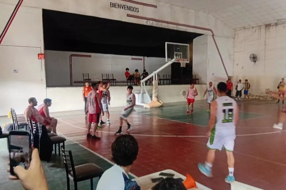 La Liga de Básquet del Valle del Conlara disputó su cuarta fecha en la localidad de Quines. 