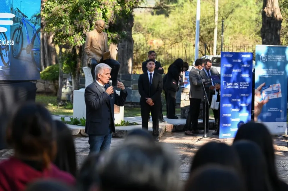 El gobernador Claudio Poggi aseguró que la obra del Solar Histórico se inaugurará el 11 de septiembre.
