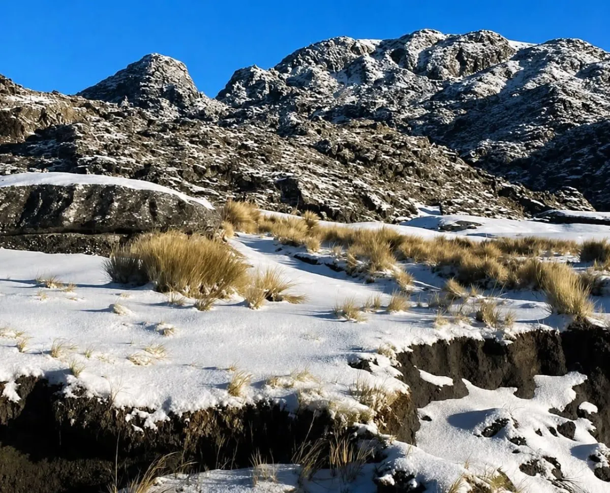 Primeras nevadas en Córdoba y corte preventivo en el Camino de las ...