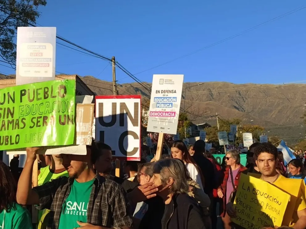 Marcha pasada, ante la falta de respuestas del Gobierno y el incumplimiento de la Ley de Financiamiento Universitario.