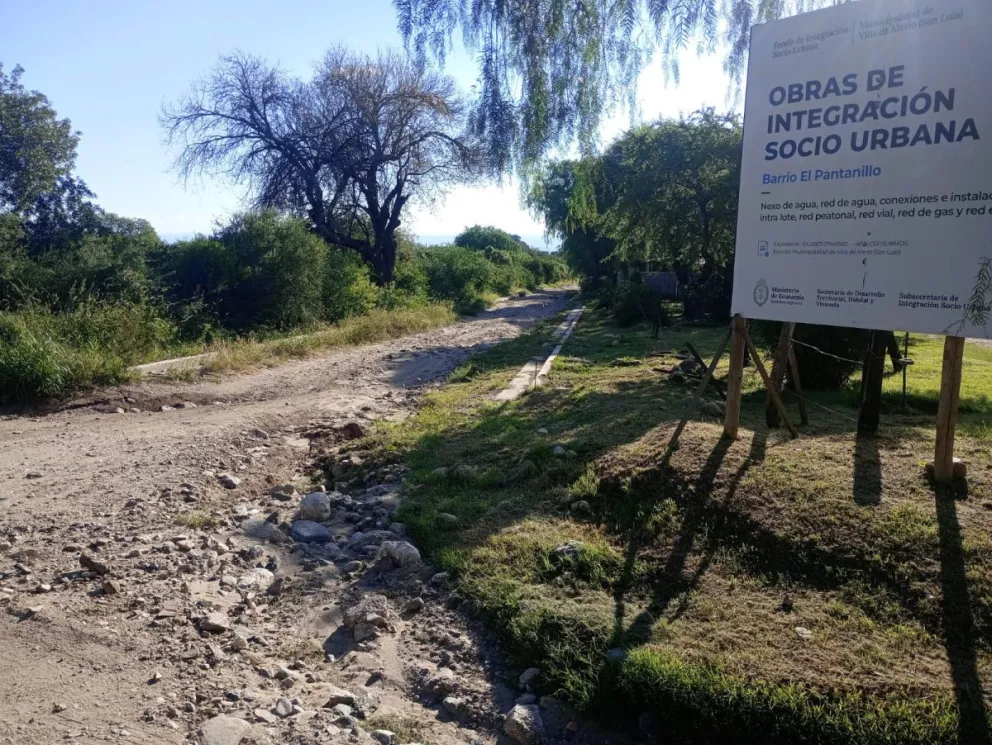 A través de un pedido de informes, la concejal Lucía Miranda puso la lupa sobre el manejo de los recursos públicos destinados a la red de agua, gas y tendido eléctrico del Barrio Pantanillo