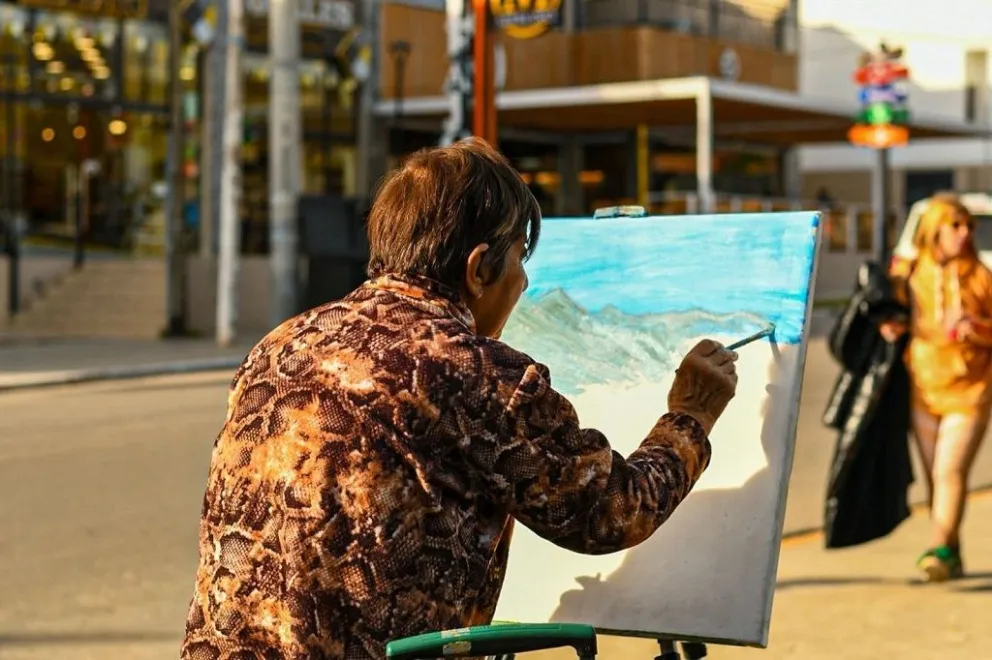 Este evento constituye un espacio de referencia para el desarrollo cultural y un medio para visibilizar el talento artístico.