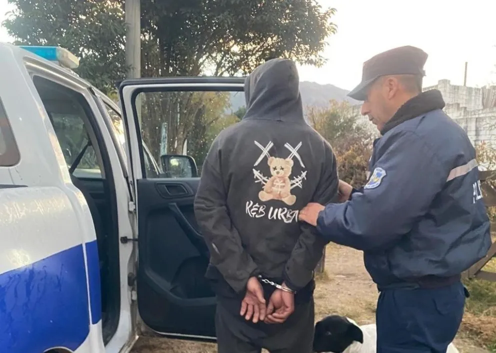 Un rápido accionar policial permitió esclarecer en pocas horas un hecho de robo calificado en la Villa de Merlo.