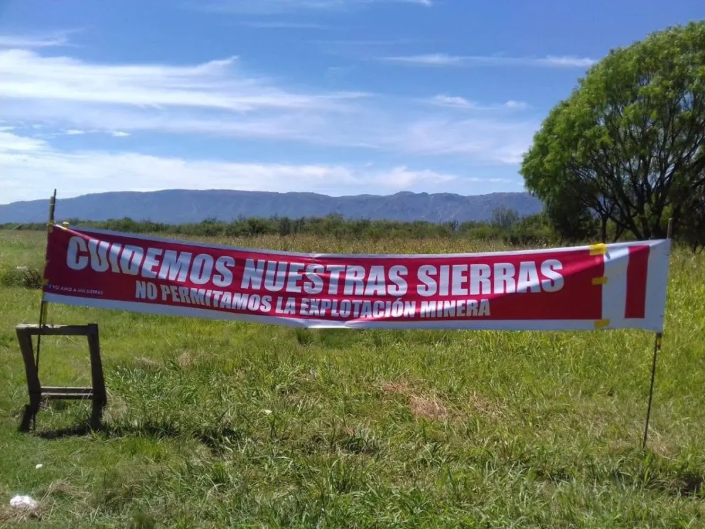 Las organizaciones ambientalistas sostienen que el impulso a la actividad minera genera interrogantes sobre la protección del agua, el ordenamiento territorial y la participación ciudadana en la toma de decisiones.