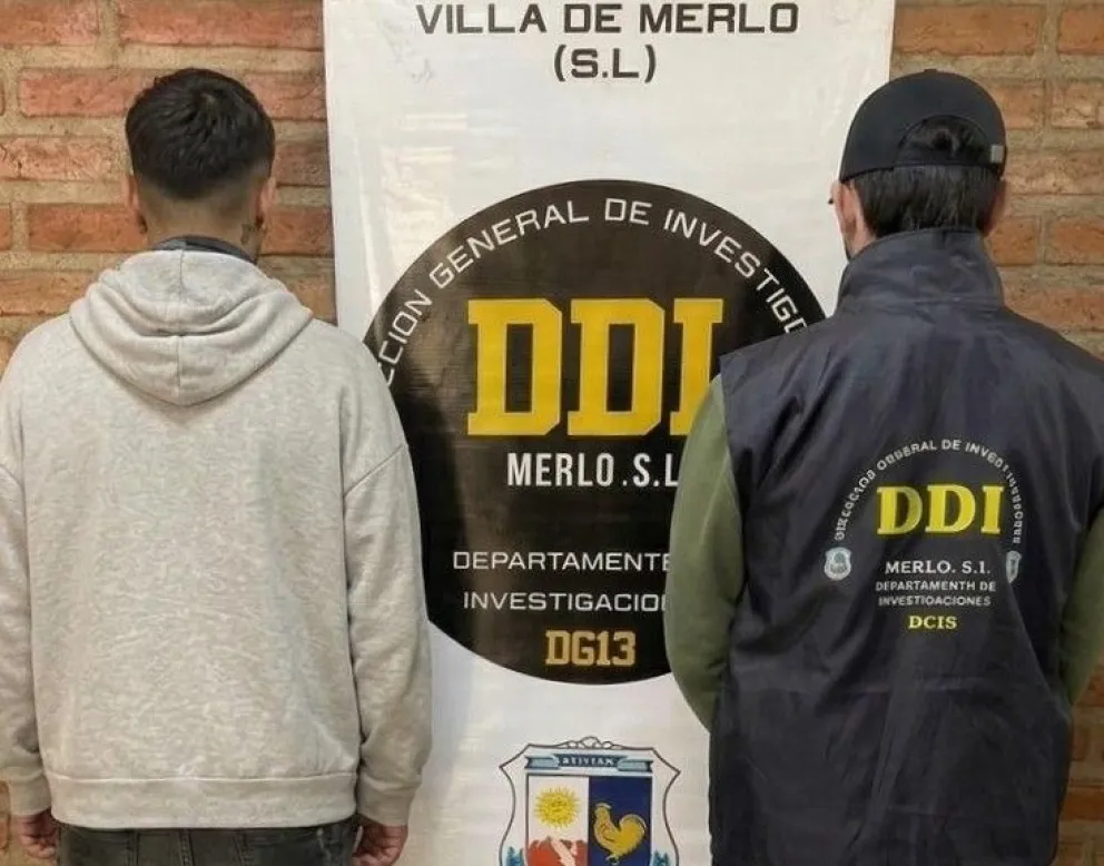 Un joven de 25 años fue demorado por efectivos del Departamento de Investigaciones de Villa de Merlo.
