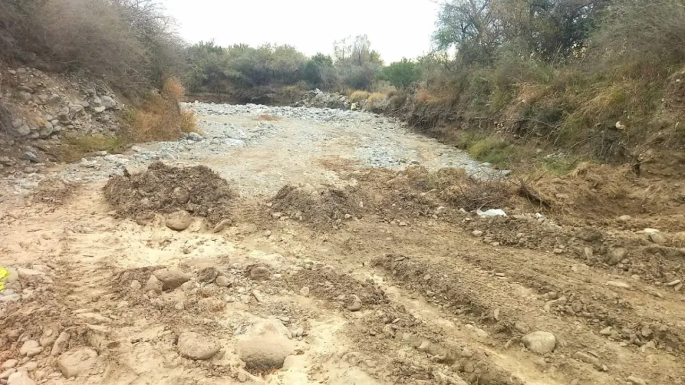 Reclamo por intervención en los arroyos de Villa de Merlo.