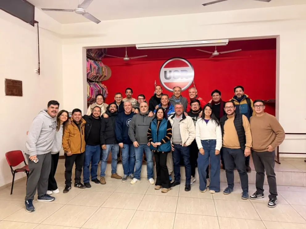 Dirigentes de Radicales Unidos durante la presentación de la Lista 133, que propone a José Picco para suceder a Juan Álvarez Pinto en la conducción de la UCR de San Luis.
