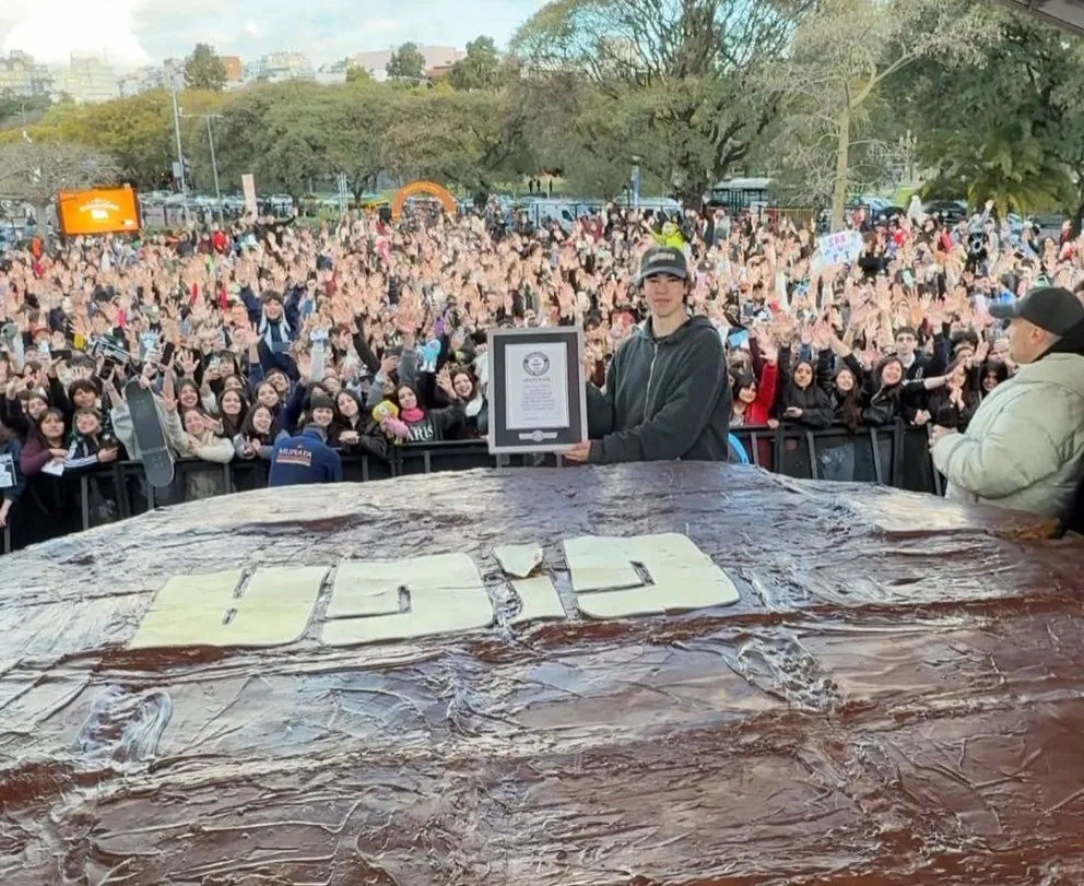 Después de la certificación, el alfajor fue distribuido entre el público. Se entregaron unas 60.000 porciones y el remanente fue destinado a un Centro de Primera Infancia porteño.