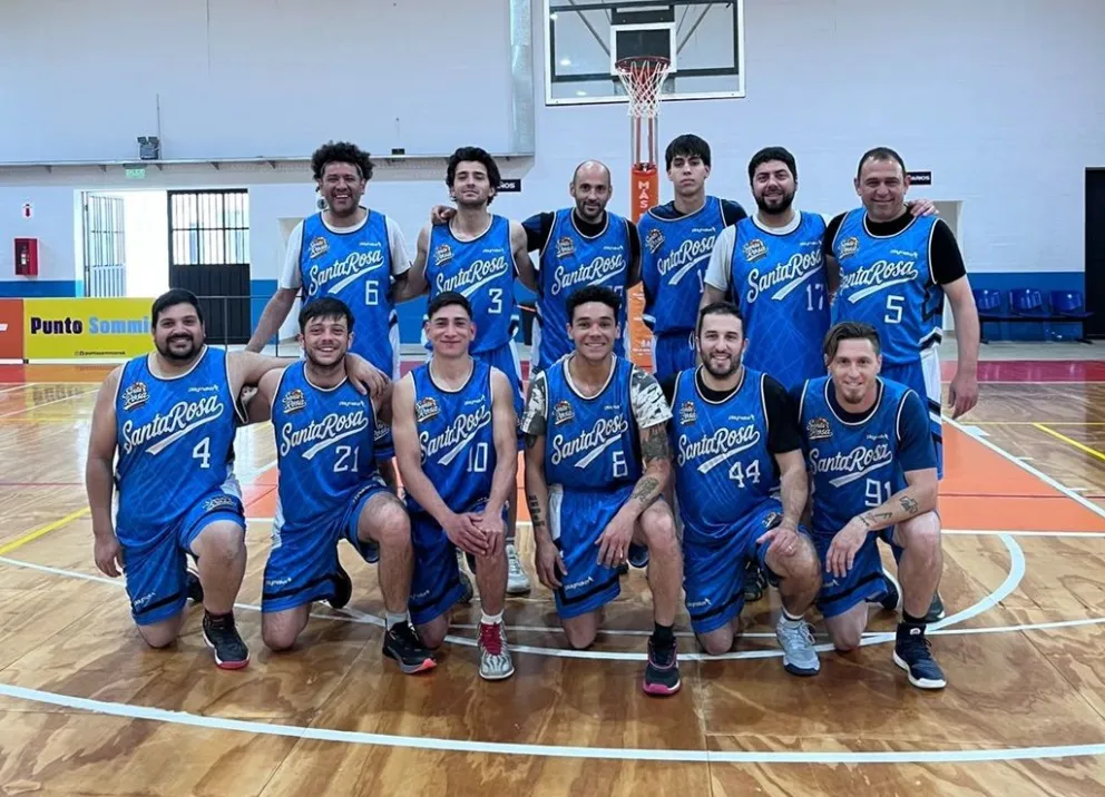 Santa Rosa consiguió su primer triunfo en el torneo.