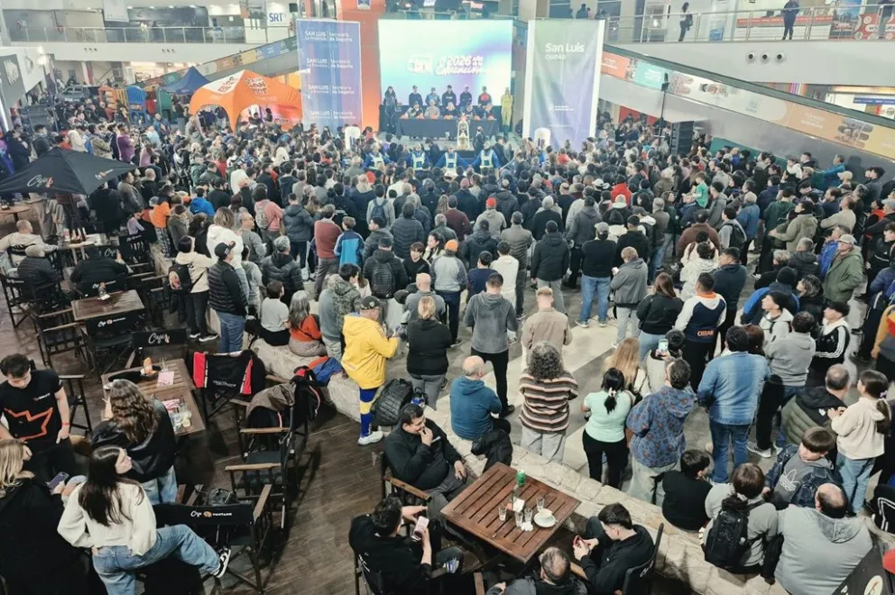 Los pilotos de la máxima categoría nacional brindaron la conferencia de prensa oficial.