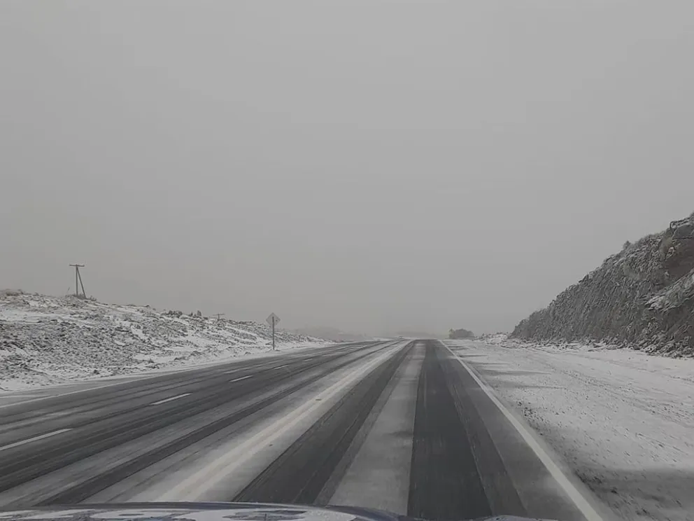 Nieve en as Altas Cumbres (Foto: Prensa Policía de Córdoba)