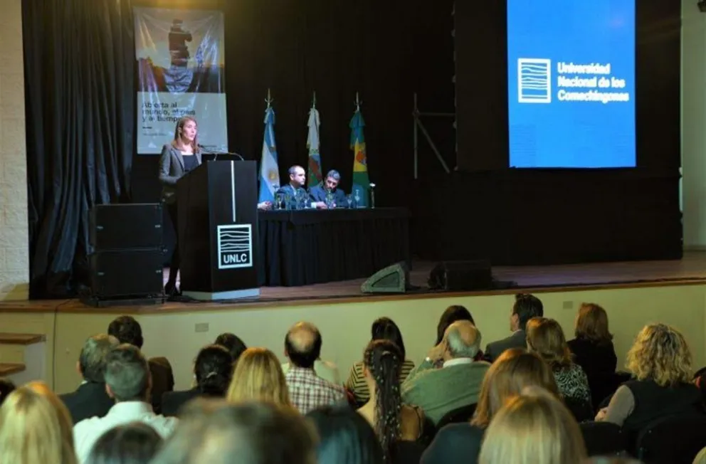 El acto de bienvenida se realizó en el Centro Educativo N° 27 Santiago Besso de Villa de Merlo.