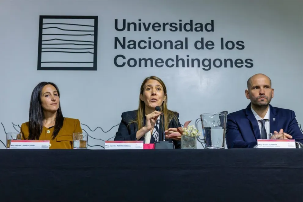 La rectora Agustina Rodríguez Saá abrió el Congreso de Incendios. 