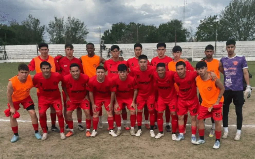 Por el Grupo 4, San Martín de Merlo goleó por 3-1 a Alianza Futbolística. (Foto: DSL)