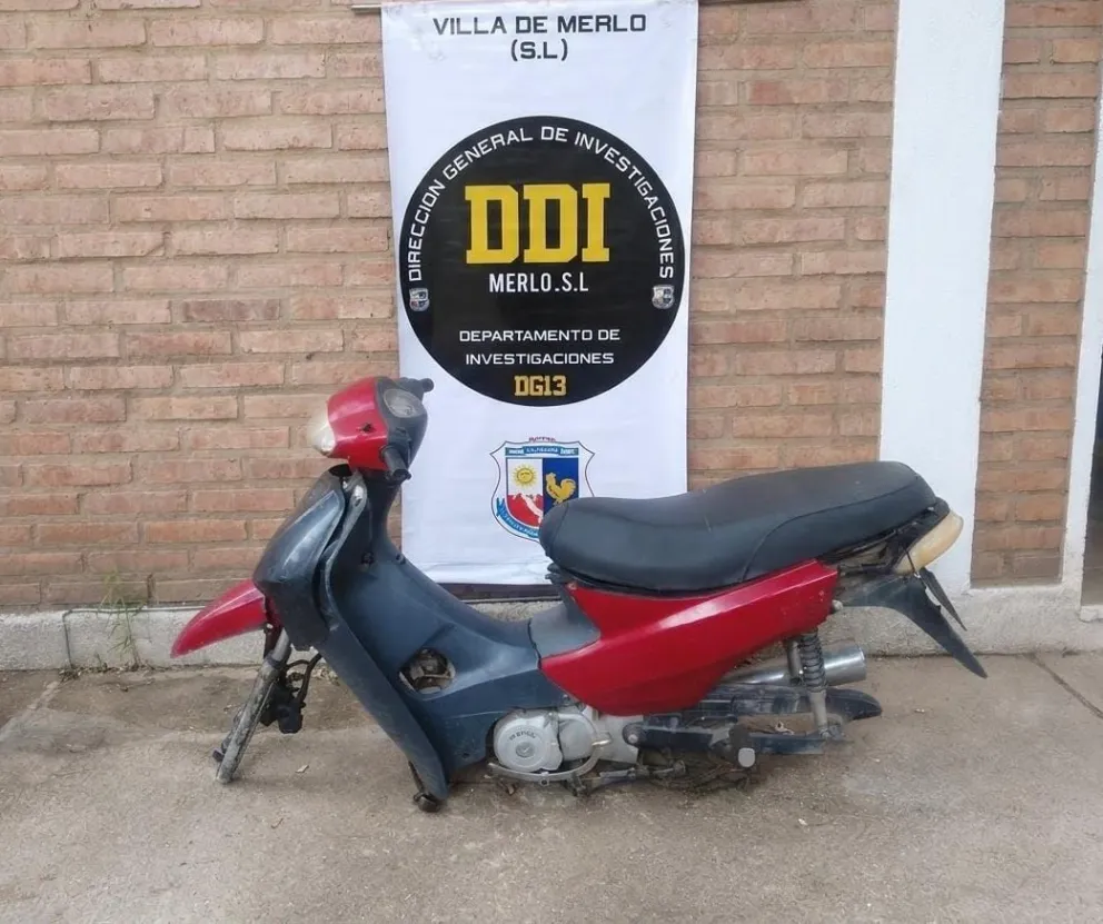 El procedimiento se concretó en la localidad de Carpintería, donde el vehículo fue encontrado sin sus ruedas.