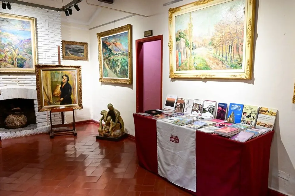 El arte visual y la poesía volverán a encontrarse en la Villa de Merlo.